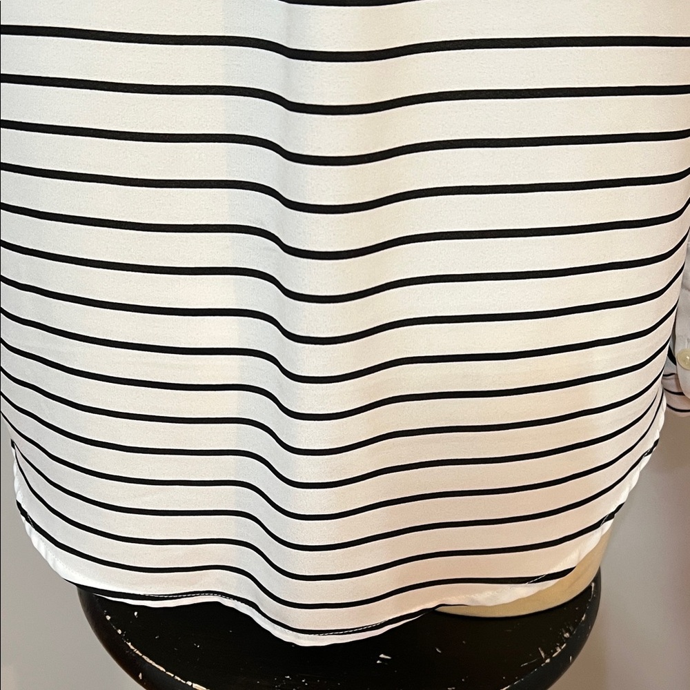 Halogen Black and White Striped Button Down Shirt Roll Tab Sleeves Smile Hem - Picture 5 of 9